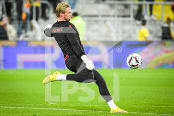 2023-02-01 - Kasper SCHMEICHEL of Nice during the French championship Ligue 1 football match between RC Lens and OGC Nice on February 1, 2023 at Bollaert-Delelis stadium in Lens, France - FOOTBALL - FRENCH CHAMP - LENS V NICE - FRENCH LIGUE 1 - SOCCER