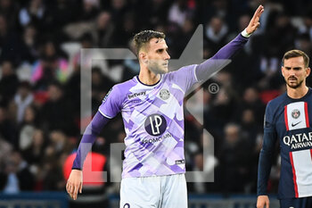 2023-02-04 - Branco VAN DEN BOOMEN of Toulouse celebrates his goal during the French championship Ligue 1 football match between Paris Saint-Germain and Toulouse FC on February 4, 2023 at Parc des Princes stadium in Paris, France - FOOTBALL - FRENCH CHAMP - PARIS SG V TOULOUSE - FRENCH LIGUE 1 - SOCCER