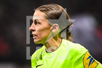 2023-02-10 - Referee Stephanie FRAPPART during the French championship Ligue 1 football match between OGC Nice and AC Ajaccio on February 10, 2023 at Allianz Riviera stadium in Nice, France - FOOTBALL - FRENCH CHAMP - NICE V AJACCIO - FRENCH LIGUE 1 - SOCCER
