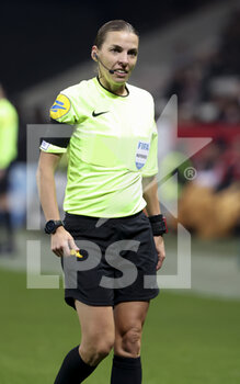 2023-02-10 - Referee Stephanie Frappart during the French championship Ligue 1 football match between OGC Nice (OGCN) and AC Ajaccio (ACA) on February 10, 2023 at Allianz Riviera stadium in Nice, France - FOOTBALL - FRENCH CHAMP - NICE V AJACCIO - FRENCH LIGUE 1 - SOCCER