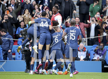 2023-02-19 - Lionel Messi of PSG celebrates his goal with teammates during the French championship Ligue 1 football match between Paris Saint-Germain and LOSC Lille on February 19, 2023 at Parc des Princes stadium in Paris, France - FOOTBALL - FRENCH CHAMP - PARIS SG V LILLE - FRENCH LIGUE 1 - SOCCER