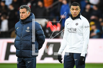 2023-02-24 - Christophe GALTIER of PSG and Kylian MBAPPE of PSG during the training of the Paris Saint-Germain team on February 24, 2023 at Parc des Princes stadium in Paris, France - FOOTBALL - TRAINING OF THE PARIS SG TEAM - FRENCH LIGUE 1 - SOCCER