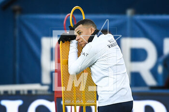 2023-02-24 - Kylian MBAPPE of PSG during the training of the Paris Saint-Germain team on February 24, 2023 at Parc des Princes stadium in Paris, France - FOOTBALL - TRAINING OF THE PARIS SG TEAM - FRENCH LIGUE 1 - SOCCER