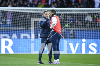 2023-02-24 - Christophe Galtier head coach and Kylian Mbappe during the public training of the Paris Saint-Germain (PSG) football team on February 24, 2023 at the Parc des Princes stadium in Paris, France - FOOTBALL - TRAINING OF THE PARIS SG TEAM - FRENCH LIGUE 1 - SOCCER