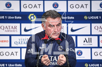 2023-02-24 - Christophe Galtier head coach of PSG during the public training of the Paris Saint-Germain (PSG) football team on February 24, 2023 at the Parc des Princes stadium in Paris, France - FOOTBALL - TRAINING OF THE PARIS SG TEAM - FRENCH LIGUE 1 - SOCCER