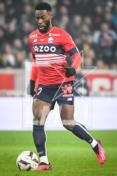 2023-03-10 - Jonathan BAMBA of Lille during the French championship Ligue 1 football match between LOSC Lille and Olympique Lyonnais (Lyon) on March 10, 2023 at Pierre Mauroy stadium in Villeneuve-d'Ascq near Lille, France - FOOTBALL - FRENCH CHAMP - LILLE V LYON - FRENCH LIGUE 1 - SOCCER
