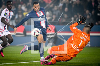 2023-04-02 - Kylian MBAPPE of PSG and Anthony LOPES of Lyon during the French championship Ligue 1 football match between Paris Saint-Germain and Olympique Lyonnais (Lyon) on April 2, 2023 at Parc des Princes stadium in Paris, France - FOOTBALL - FRENCH CHAMP - PARIS SG V LYON - FRENCH LIGUE 1 - SOCCER
