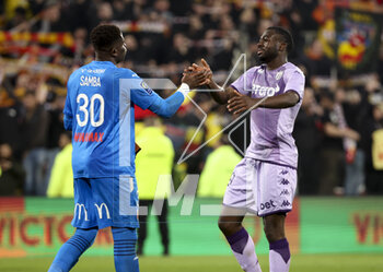 2023-04-22 - Lens goalkeeper Brice Samba salutes Youssouf Fofana of Monaco following the French championship Ligue 1 football match between RC Lens and AS Monaco on April 22, 2023 at Bollaert-Delelis stadium in Lens, France - FOOTBALL - FRENCH CHAMP - LENS V MONACO - FRENCH LIGUE 1 - SOCCER