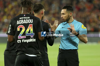 2023-05-12 - Referee Jeremie Pignard during the French championship Ligue 1 football match between RC Lens and Stade de Reims on May 12, 2023 at Stade Bollaert-Delelis in Lens, France - FOOTBALL - FRENCH CHAMP - LENS V REIMS - FRENCH LIGUE 1 - SOCCER