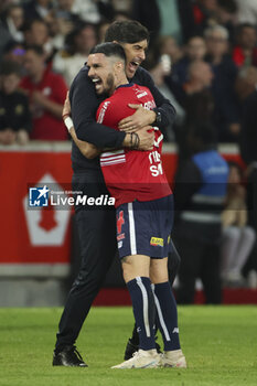 2023-05-20 - Coach of Lille OSC Paulo Fonseca, Remy Cabella of Lille celebrate the victory following the French championship Ligue 1 Uber Eats football match between Lille OSC (LOSC) and Olympique de Marseille (OM) on May 20, 2023 at Stade Pierre Mauroy in Villeneuve-d'Ascq near Lille, France - FOOTBALL - FRENCH CHAMP - LILLE V MARSEILLE - FRENCH LIGUE 1 - SOCCER