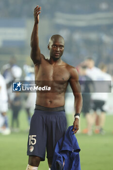 2023-05-27 - Danilo Pereira of PSG celebrates winning the French Championship 2023 following the French Ligue 1 Uber Eats football match between RC Strasbourg Alsace (RCSA) and Paris Saint-Germain (PSG) on May 27, 2023 at Stade de La Meinau in Strasbourg, France - FOOTBALL - FRENCH CHAMP - STRASBOURG V PARIS SG - FRENCH LIGUE 1 - SOCCER