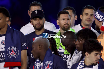 2023-06-03 - Neymar Jr, Lionel Messi of PSG during the Ligue 1 trophy ceremony following the French championship Ligue 1 football match between Paris Saint-Germain (PSG) and Clermont Foot 63 on June 3, 2023 at Parc des Princes stadium in Paris, France - FOOTBALL - FRENCH CHAMP - PARIS SG V CLERMONT - FRENCH LIGUE 1 - SOCCER