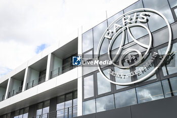2023-07-05 - Illustration of the official PSG logo on one of the buildings of the Campus PSG, the new training center for the Paris Saint-Germain football team on July 5, 2023 in Poissy, France - FOOTBALL - PARIS SG NEW TRAINING CENTER - FRENCH LIGUE 1 - SOCCER