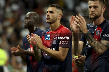 2023-08-20 - Lucas Hernandez of PSG salutes the supporters following the French championship Ligue 1 football match between Toulouse FC and Paris Saint-Germain on August 19, 2023 at Stadium in Toulouse, France - FOOTBALL - FRENCH CHAMP - TOULOUSE V PARIS SG - FRENCH LIGUE 1 - SOCCER