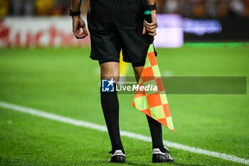 2023-08-20 - Illustration picture shows the flag of the assistant referee during the French championship Ligue 1 football match between RC Lens and Stade Rennais (Rennes) on August 20, 2023 at Bollaert-Delelis stadium in Lens, France - FOOTBALL - FRENCH CHAMP - LENS V RENNES - FRENCH LIGUE 1 - SOCCER
