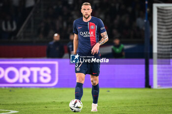 2023-08-26 - Milan SKRINIAR of PSG during the French championship Ligue 1 football match between Paris Saint-Germain and RC Lens on August 26, 2023 at Parc des Princes stadium in Paris, France - FOOTBALL - FRENCH CHAMP - PARIS SG V LENS - FRENCH LIGUE 1 - SOCCER