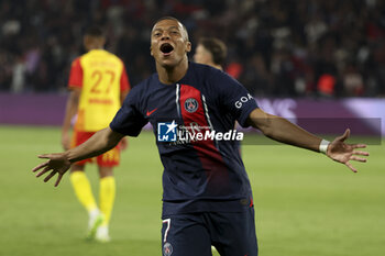 2023-08-27 - Kylian Mbappe of PSG celebrates his second goal during the French championship Ligue 1 football match between Paris Saint-Germain (PSG) and RC Lens (RCL) on August 26, 2023 at Parc des Princes stadium in Paris, France - FOOTBALL - FRENCH CHAMP - PARIS SG V LENS - FRENCH LIGUE 1 - SOCCER