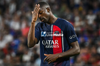 2023-09-03 - Achraf HAKIMI of PSG looks dejected during the French championship Ligue 1 football match between Olympique Lyonnais (Lyon) and Paris Saint-Germain on September 3, 2023 at Groupama stadium in Decines-Charpieu near Lyon, France - FOOTBALL - FRENCH CHAMP - LYON V PARIS SG - FRENCH LIGUE 1 - SOCCER