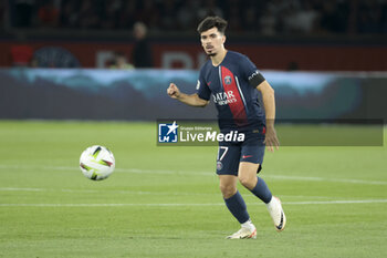 2023-09-15 - Vitinha of PSG during the French championship Ligue 1 football match between Paris Saint-Germain and OGC Nice on September 15, 2023 at Parc des Princes stadium in Paris, France - FOOTBALL - FRENCH CHAMP - PARIS SG V NICE - FRENCH LIGUE 1 - SOCCER