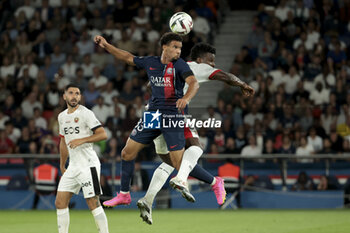 2023-09-15 - Warren Zaire-Emery of PSG, Youssouf Ndayishimiye of Nice during the French championship Ligue 1 football match between Paris Saint-Germain and OGC Nice on September 15, 2023 at Parc des Princes stadium in Paris, France - FOOTBALL - FRENCH CHAMP - PARIS SG V NICE - FRENCH LIGUE 1 - SOCCER