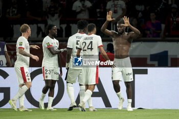 2023-09-15 - Shirtless Terem Moffi of Nice celebrates his goal during the French championship Ligue 1 football match between Paris Saint-Germain and OGC Nice on September 15, 2023 at Parc des Princes stadium in Paris, France - FOOTBALL - FRENCH CHAMP - PARIS SG V NICE - FRENCH LIGUE 1 - SOCCER
