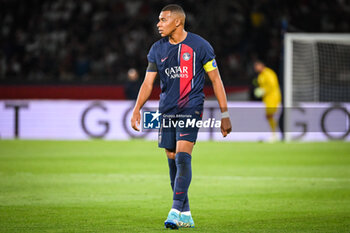 2023-09-15 - Kylian MBAPPE of PSG during the French championship Ligue 1 football match between Paris Saint-Germain and OGC Nice on September 15, 2023 at Parc des Princes stadium in Paris, France - FOOTBALL - FRENCH CHAMP - PARIS SG V NICE - FRENCH LIGUE 1 - SOCCER