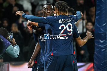 2023-09-24 - Randal KOLO MUANI of PSG celebrate his goal with teammates during the French championship Ligue 1 football match between Paris Saint-Germain and Olympique de Marseille on September 24, 2023 at Parc des Princes stadium in Paris, France - FOOTBALL - FRENCH CHAMP - PARIS SG V MARSEILLE - FRENCH LIGUE 1 - SOCCER