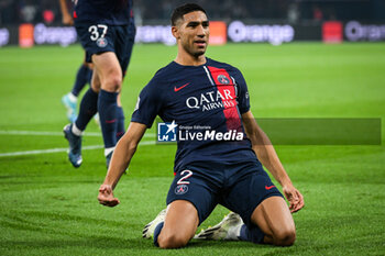 2023-09-24 - Achraf HAKIMI of PSG celebrates his goal during the French championship Ligue 1 football match between Paris Saint-Germain and Olympique de Marseille on September 24, 2023 at Parc des Princes stadium in Paris, France - FOOTBALL - FRENCH CHAMP - PARIS SG V MARSEILLE - FRENCH LIGUE 1 - SOCCER