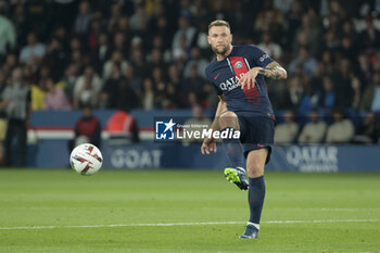 2023-09-24 - Milan Skriniar of PSG during the French championship Ligue 1 football match between Paris Saint-Germain and Olympique de Marseille on September 24, 2023 at Parc des Princes stadium in Paris, France - FOOTBALL - FRENCH CHAMP - PARIS SG V MARSEILLE - FRENCH LIGUE 1 - SOCCER