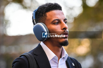 2023-09-24 - Azzedine OUNAHI of Marseille during the French championship Ligue 1 football match between Paris Saint-Germain and Olympique de Marseille on September 24, 2023 at Parc des Princes stadium in Paris, France - FOOTBALL - FRENCH CHAMP - PARIS SG V MARSEILLE - FRENCH LIGUE 1 - SOCCER