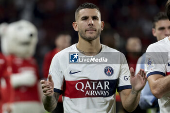 2023-10-08 - Lucas Hernandez of PSG salutes the supporters following the French championship Ligue 1 football match between Stade Rennais (Rennes) and Paris Saint-Germain on October 8, 2023 at Roazhon Park in Rennes, France - FOOTBALL - FRENCH CHAMP - RENNES V PARIS SG - FRENCH LIGUE 1 - SOCCER