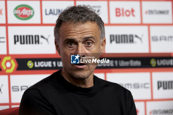 2023-10-08 - PSG coach Luis Enrique during the post-match press conference following the French championship Ligue 1 football match between Stade Rennais (Rennes) and Paris Saint-Germain on October 8, 2023 at Roazhon Park in Rennes, France - FOOTBALL - FRENCH CHAMP - RENNES V PARIS SG - FRENCH LIGUE 1 - SOCCER