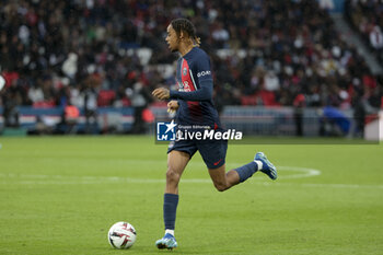 2023-10-21 - Bradley Barcola of PSG during the French championship Ligue 1 football match between Paris Saint-Germain and RC Strasbourg on October 21, 2023 at Parc des Princes stadium in Paris, France - FOOTBALL - FRENCH CHAMP - PARIS SG V STRASBOURG - FRENCH LIGUE 1 - SOCCER