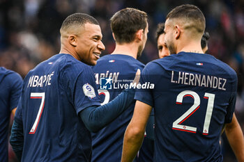 2023-10-21 - Kylian MBAPPE of PSG celebrate his goal with Lucas HERNANDEZ of PSG during the French championship Ligue 1 football match between Paris Saint-Germain and RC Strasbourg on October 21, 2023 at Parc des Princes stadium in Paris, France - FOOTBALL - FRENCH CHAMP - PARIS SG V STRASBOURG - FRENCH LIGUE 1 - SOCCER