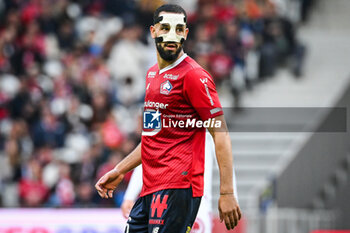 2023-10-22 - Nabil BENTALEB of Lille during the French championship Ligue 1 football match between Losc Lille and Stade Brestois (Brest) on October 22, 2023 at Pierre Mauroy stadium in Villeneuve-d'Ascq near Lille, France - FOOTBALL - FRENCH CHAMP - LILLE V BREST - FRENCH LIGUE 1 - SOCCER