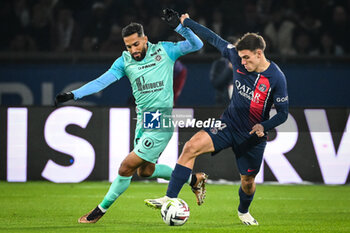 2023-11-03 - Mousa AL-TAMARI of Montpellier and Manuel UGARTE of PSG during the French championship Ligue 1 football match between Paris Saint-Germain and Montpellier HSC on November 3, 2023 at Parc des Princes stadium in Paris, France - FOOTBALL - FRENCH CHAMP - PARIS SG V MONTPELLIER - FRENCH LIGUE 1 - SOCCER