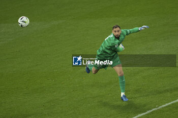 2023-11-11 - PSG goalkeeper Gianluigi Donnarumma during the French championship Ligue 1 football match between Stade de Reims and Paris Saint-Germain on November 11, 2023 at Auguste Delaune stadium in Reims, France - FOOTBALL - FRENCH CHAMP - REIMS V PARIS SG - FRENCH LIGUE 1 - SOCCER