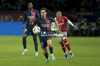 2023-11-24 - Vitinha of PSG, Vanderson de Oliveira Campos of Monaco during the French championship Ligue 1 football match between Paris Saint-Germain and AS Monaco on November 24, 2023 at Parc des Princes stadium in Paris, France - FOOTBALL - FRENCH CHAMP - PARIS SG V MONACO - FRENCH LIGUE 1 - SOCCER