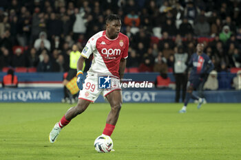 2023-11-24 - Wilfried Singo of Monaco during the French championship Ligue 1 football match between Paris Saint-Germain and AS Monaco on November 24, 2023 at Parc des Princes stadium in Paris, France - FOOTBALL - FRENCH CHAMP - PARIS SG V MONACO - FRENCH LIGUE 1 - SOCCER