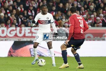 2023-12-17 - Ousmane Dembele of PSG during the French championship Ligue 1 football match between Losc Lille and Paris Saint-Germain on December 17, 2023 at Pierre Mauroy stadium in Villeneuve-d'Ascq near Lille, France - FOOTBALL - FRENCH CHAMP - LILLE V PARIS SG - FRENCH LIGUE 1 - SOCCER