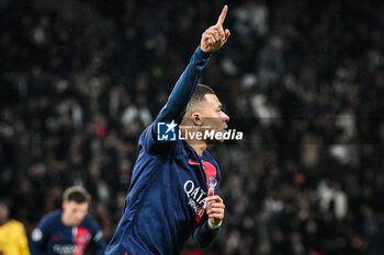 2023-12-20 - Kylian MBAPPE of PSG celebrates his goal during the French championship Ligue 1 football match between Paris Saint-Germain and FC Metz on December 20, 2023 at Parc des Princes stadium in Paris, France - FOOTBALL - FRENCH CHAMP - PARIS SG V METZ - FRENCH LIGUE 1 - SOCCER