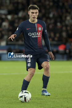 2023-12-20 - Manuel Ugarte of PSG during the French championship Ligue 1 football match between Paris Saint-Germain and FC Metz on December 20, 2023 at Parc des Princes stadium in Paris, France - FOOTBALL - FRENCH CHAMP - PARIS SG V METZ - FRENCH LIGUE 1 - SOCCER