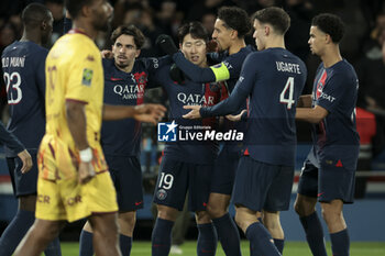 2023-12-20 - Vitinha of PSG celebrates his goal with Lee Kang-in, Marquinhos, Manuel Ugarte, Warren Zaire-Emery of PSG during the French championship Ligue 1 football match between Paris Saint-Germain and FC Metz on December 20, 2023 at Parc des Princes stadium in Paris, France - FOOTBALL - FRENCH CHAMP - PARIS SG V METZ - FRENCH LIGUE 1 - SOCCER