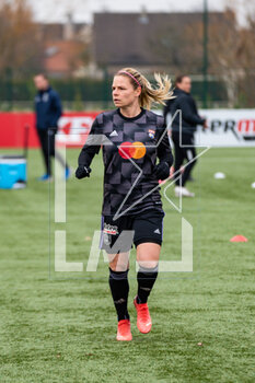 2023-03-04 - Eugenie Le Sommer of Olympique Lyonnais warms up ahead of the Women's French Cup, Quarter-Finals football match between Stade de Reims and Olympique Lyonnais (Lyon) on March 4, 2023 at Blériot stadium in Bétheny near Reims, France - FOOTBALL - WOMEN'S FRENCH CUP - REIMS V LYON - FRENCH WOMEN DIVISION 1 - SOCCER