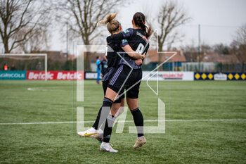 2023-03-04 - Sara Dabritz of Olympique Lyonnais celebrates after scoring with Ellie Carpenter of Olympique Lyonnais during the Women's French Cup, Quarter-Finals football match between Stade de Reims and Olympique Lyonnais (Lyon) on March 4, 2023 at Blériot stadium in Bétheny near Reims, France - FOOTBALL - WOMEN'S FRENCH CUP - REIMS V LYON - FRENCH WOMEN DIVISION 1 - SOCCER