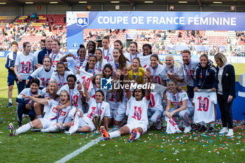 2023-05-13 - The players of Olympique Lyonnais celebrate the victory after the Women's French Cup, Final football match between Olympique Lyonnais and Paris Saint-Germain on May 13, 2023 at Stade de la Source in Orleans, France - FOOTBALL - WOMEN'S FRENCH CUP - FINAL - LYON V PARIS SG - FRENCH WOMEN DIVISION 1 - SOCCER
