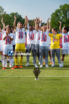 2023-05-13 - The players of Olympique Lyonnais celebrate the victory after the Women's French Cup, Final football match between Olympique Lyonnais and Paris Saint-Germain on May 13, 2023 at Stade de la Source in Orleans, France - FOOTBALL - WOMEN'S FRENCH CUP - FINAL - LYON V PARIS SG - FRENCH WOMEN DIVISION 1 - SOCCER