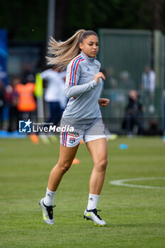 2023-05-13 - Delphine Cascarino of Olympique Lyonnais warms up ahead of the Women's French Cup, Final football match between Olympique Lyonnais and Paris Saint-Germain on May 13, 2023 at Stade de la Source in Orleans, France - FOOTBALL - WOMEN'S FRENCH CUP - FINAL - LYON V PARIS SG - FRENCH WOMEN DIVISION 1 - SOCCER