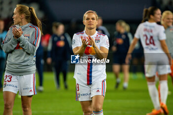 2023-05-21 - Eugenie Le Sommer of Olympique Lyonnais celebrates the victory after the Women's French championship D1 Arkema football match between Paris Saint-Germain and Olympique Lyonnais (Lyon) on May 21, 2023 at Parc des Princes stadium in Paris, France - FOOTBALL - WOMEN'S FRENCH CHAMP - PARIS SG V LYON - FRENCH WOMEN DIVISION 1 - SOCCER