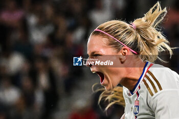 2023-10-01 - Eugenie LE SOMMER of Lyon celebrates his goal during the women’s French championship D1 Arkema football match between Paris Saint Germain and Olympique Lyonnais on October 1, 2023 at Parc des Princes stadium in Paris, France - FOOTBALL - WOMEN'S FRENCH CHAMP - PARIS SG V LYON - FRENCH WOMEN DIVISION 1 - SOCCER